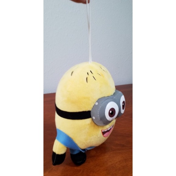 Despicable Me 2 King Bob & Stuart 7''Minion Plush Hang Suction Cup Stuffed Toy - Picture 6 of 12